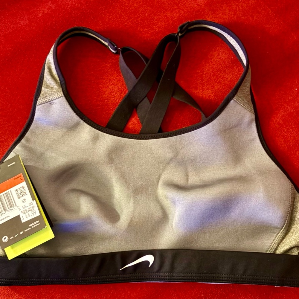 Nike Dri-FIT Gray & Black Strappy Sports Bra (Large) NWT